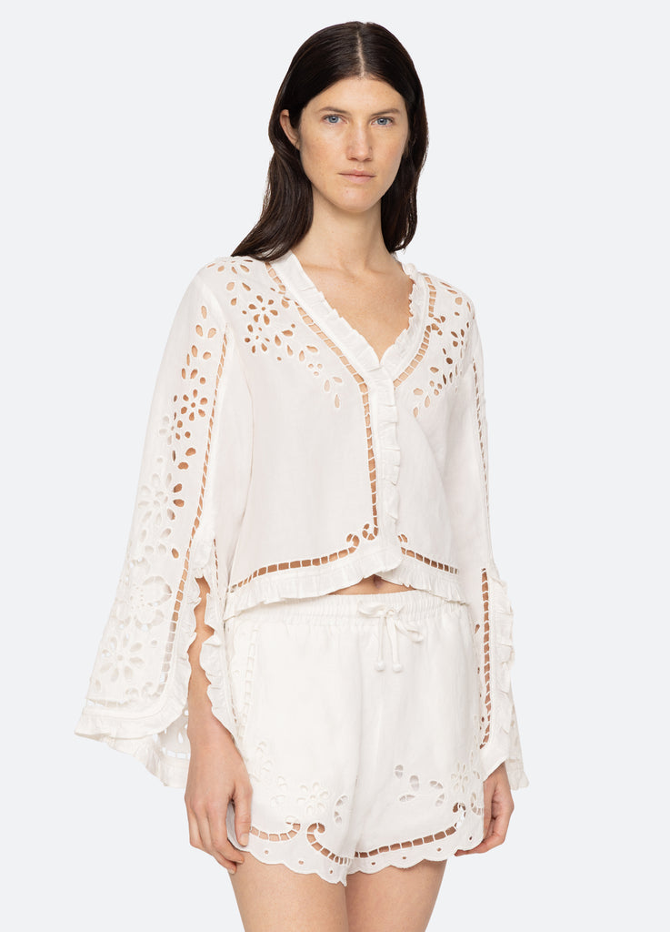 PF25-017-WHITE-4_1024x1024.jpg