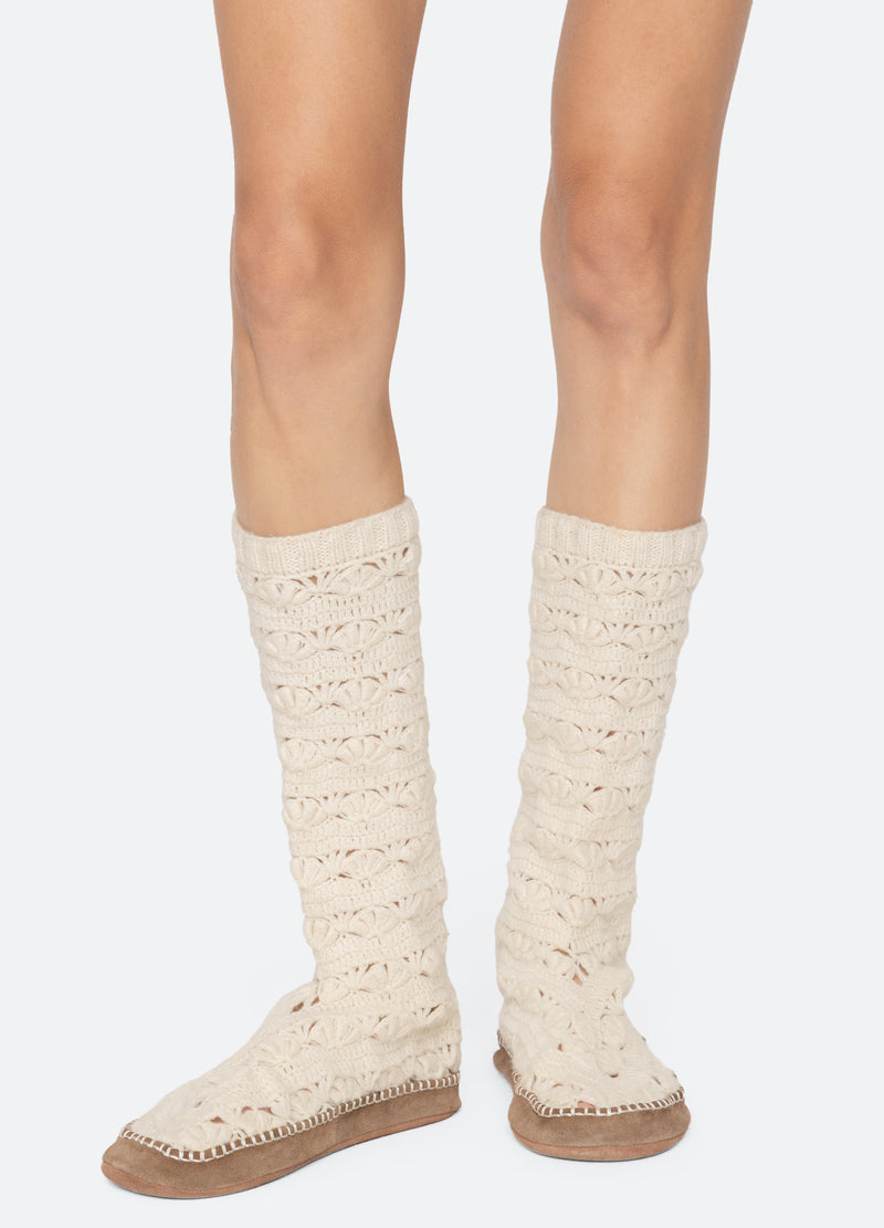 cream-alena slippers-feature view - 4