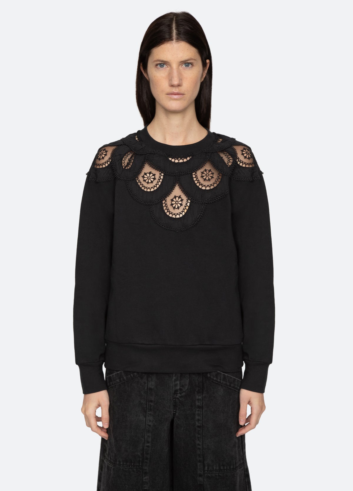 black-drea sweatshirt-front view 2 - 5