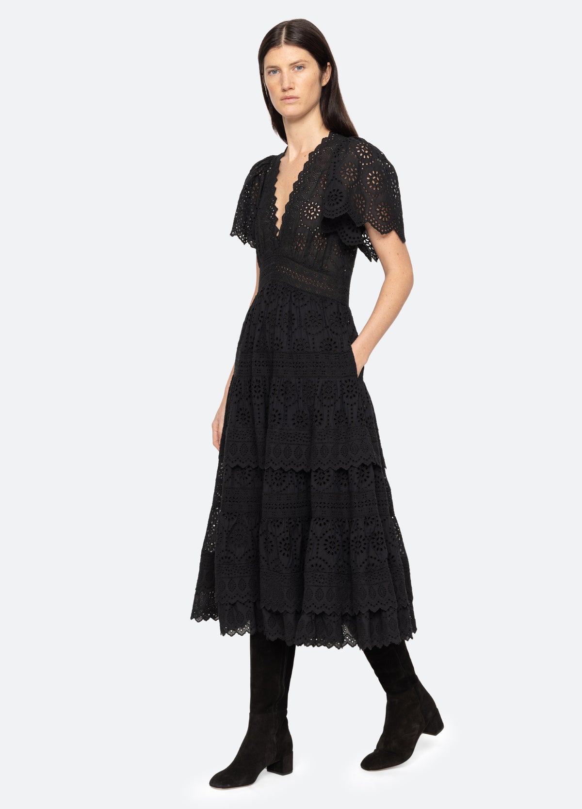 black-lainey s/s dress-walking view - 6