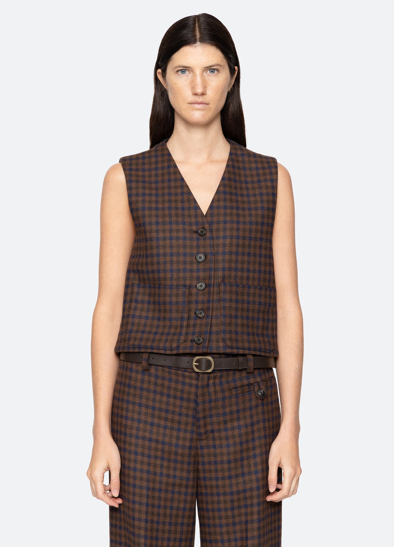 multi-beatrice vest-front view - 1