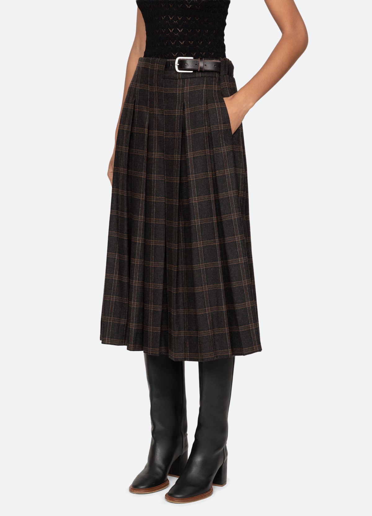multi-monroe skirt-three quarter view - 6