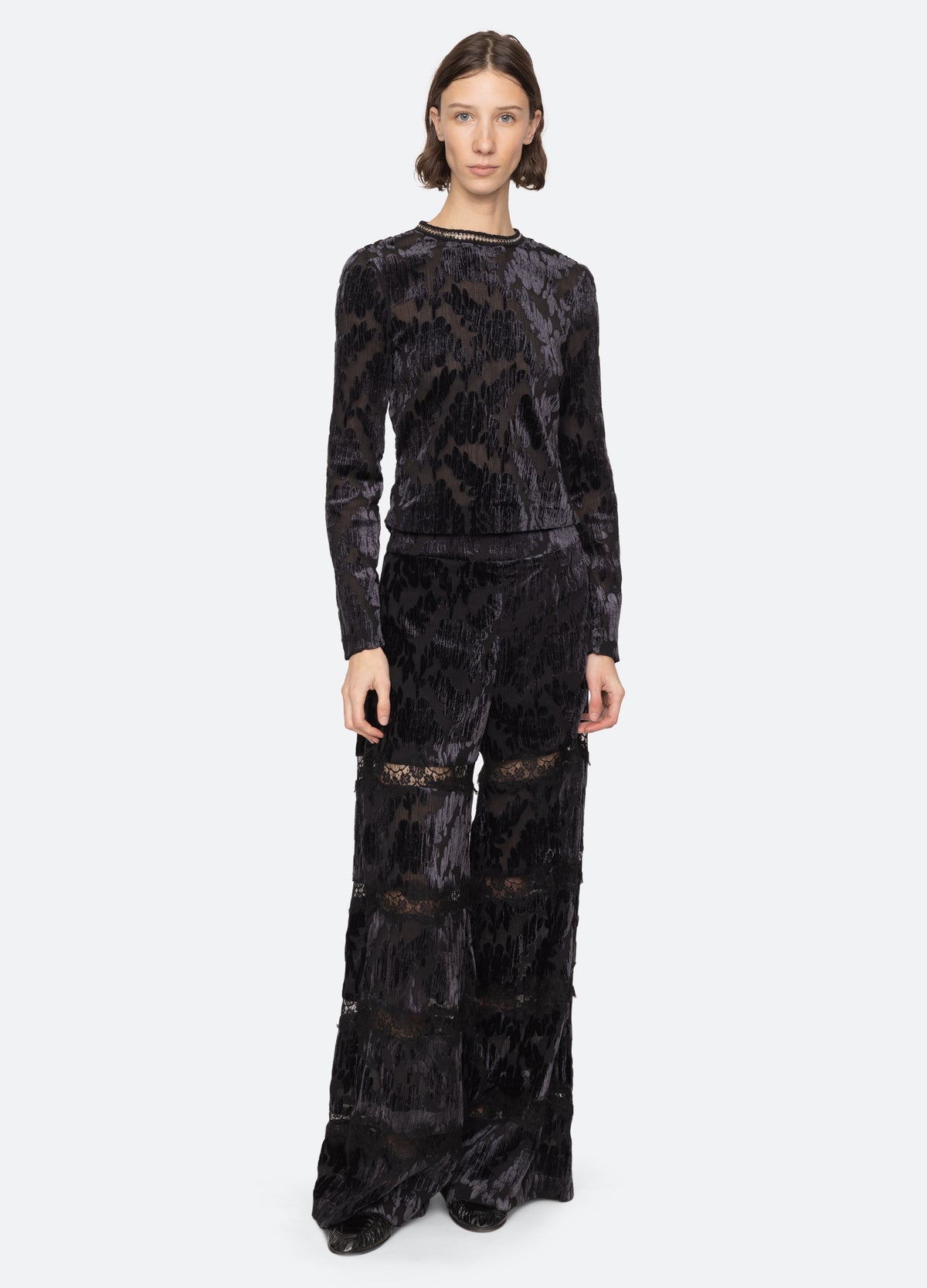 black-regine turtleneck-full body view - 3