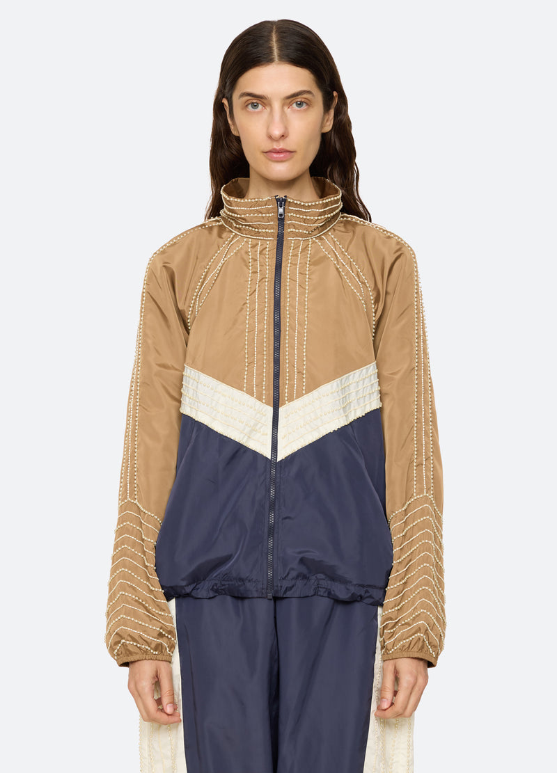 multi-quinn windbreaker-front view 2 - 7