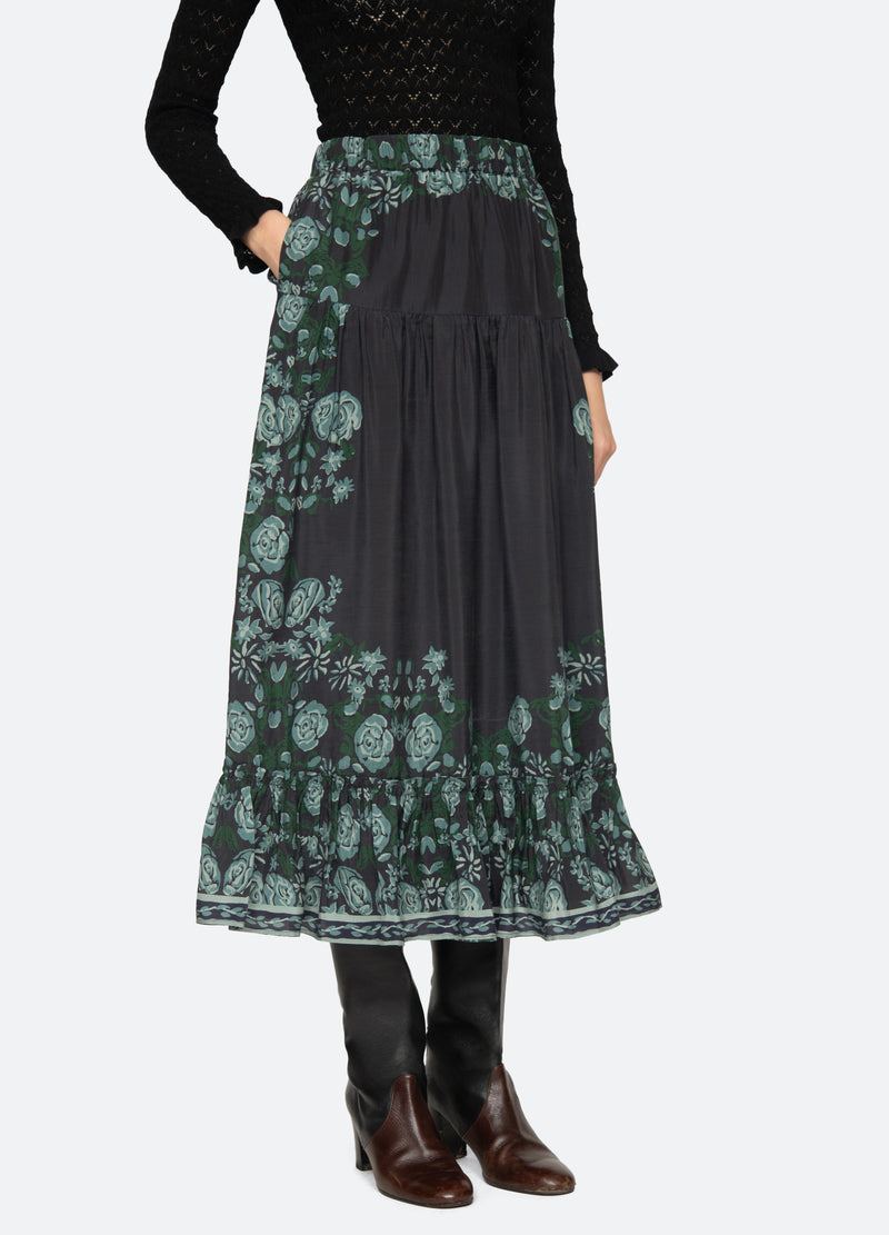 multi-tulla skirt-three quarter view - 6