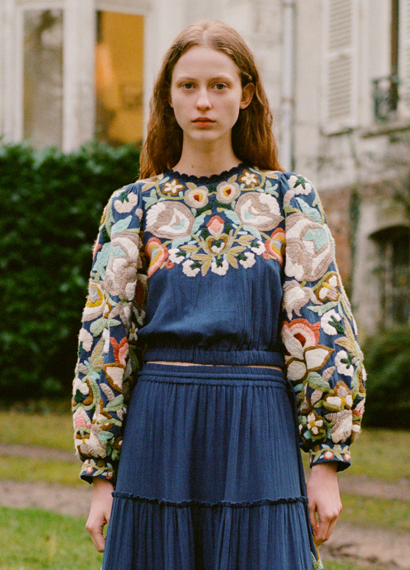 blue-wilhelmina top-editorial view - 2