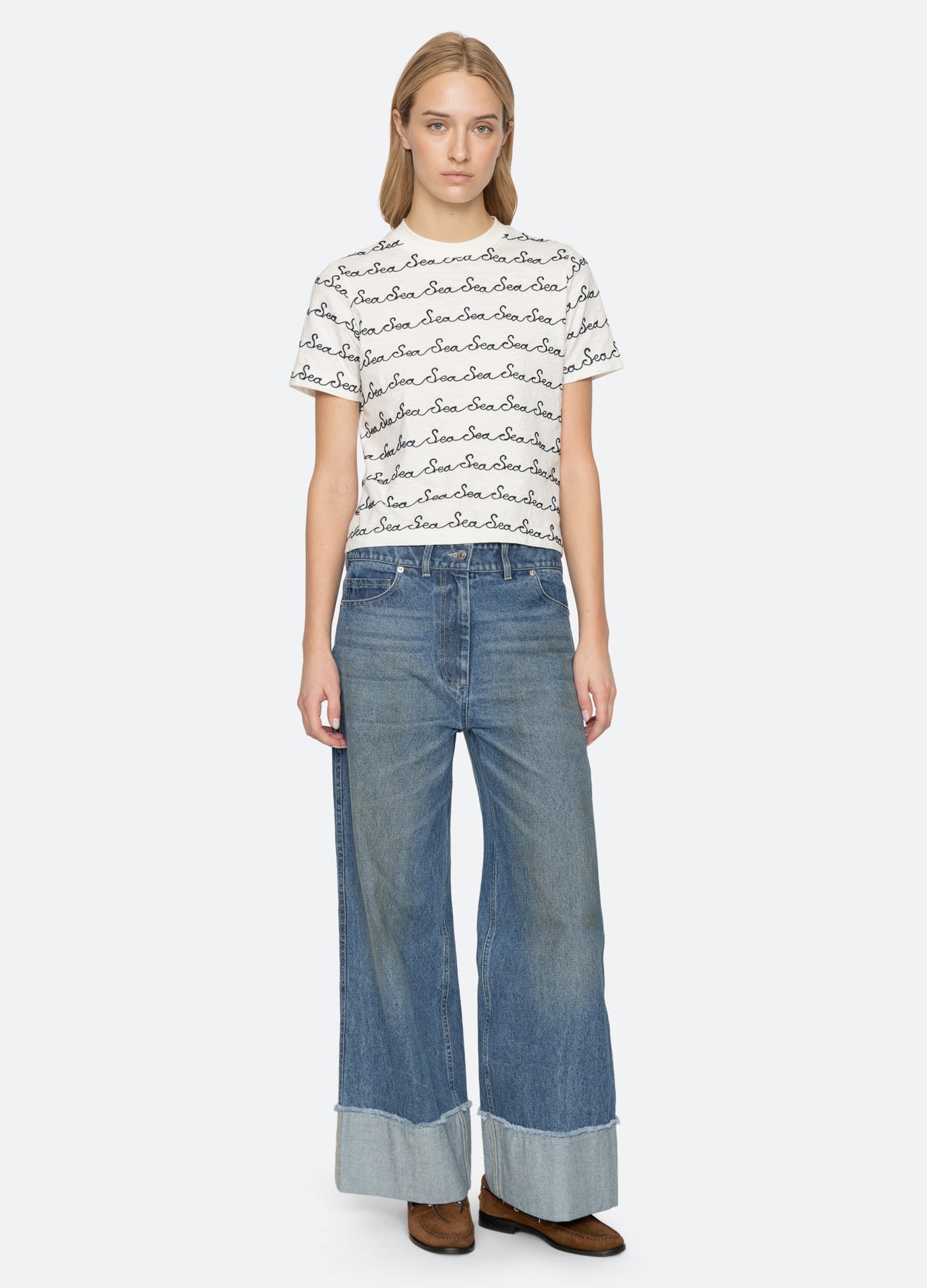 blue-zayna jeans-full body view - 3