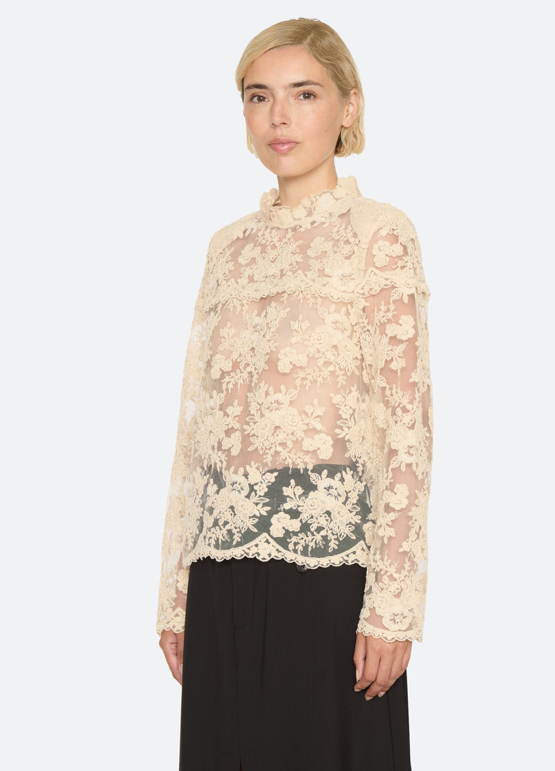 cream-kirra top-three quarter view - 6