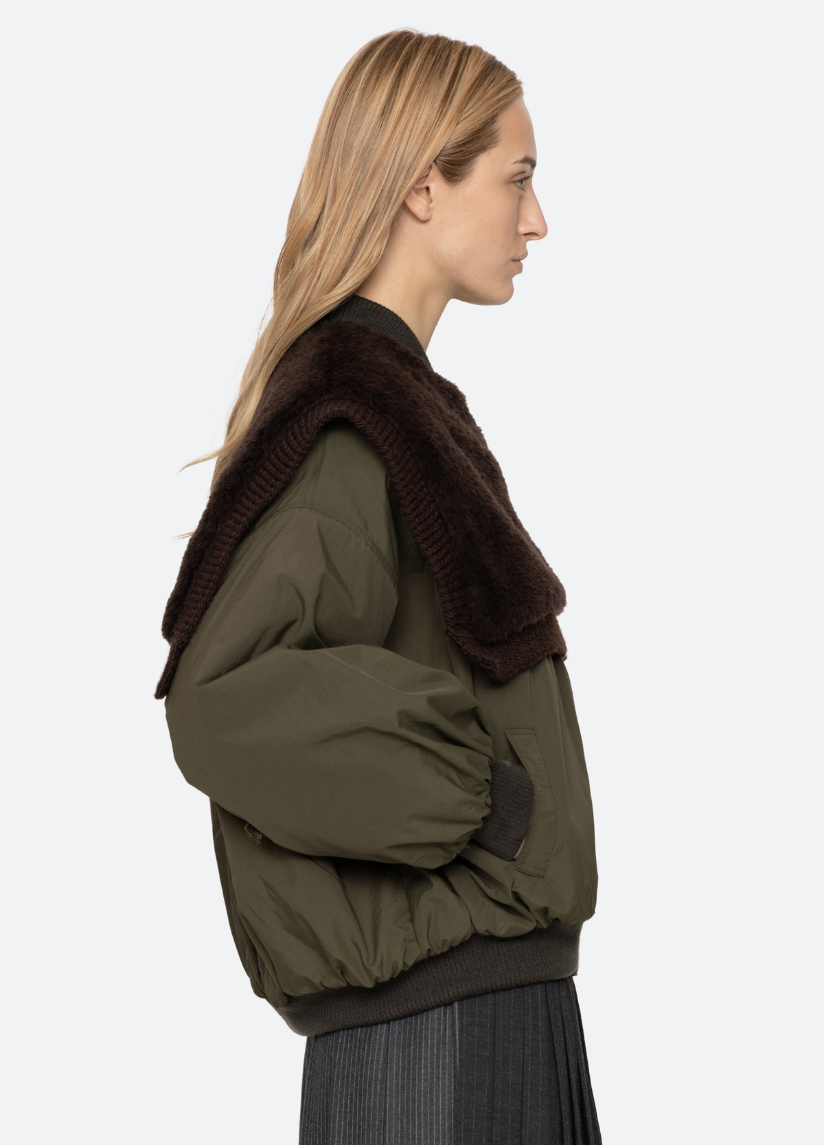 army-marta bomber-side view - 5