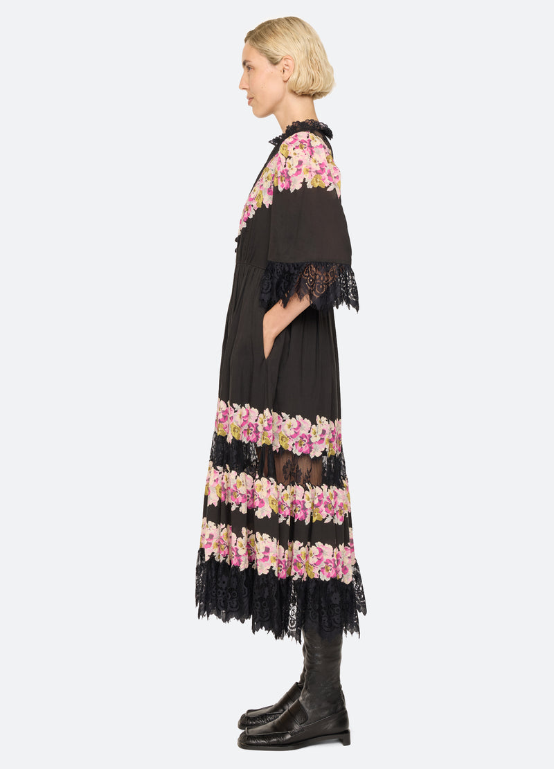 black-persephone-side view - 5