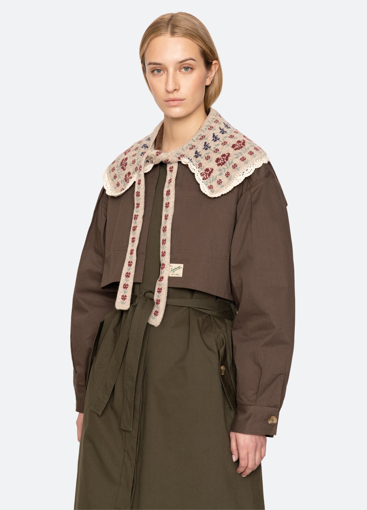 cream-preston collar-three quarter view - 2