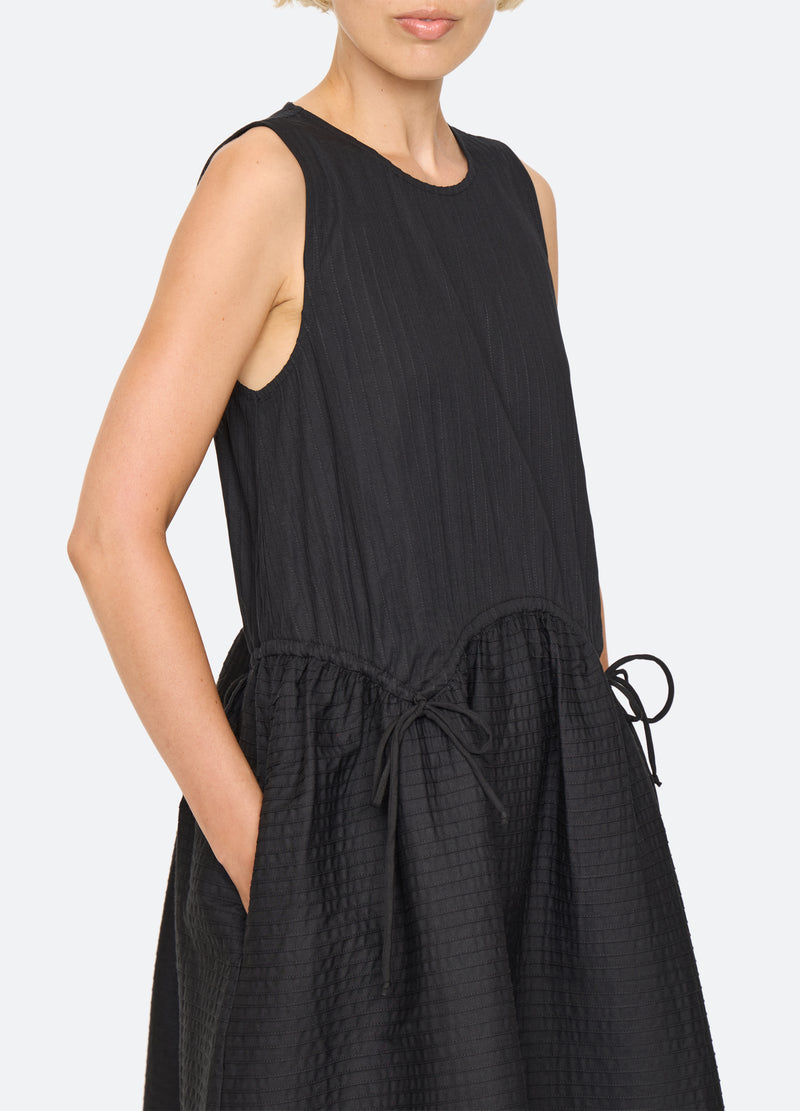 black-roni dress-detail view - 7