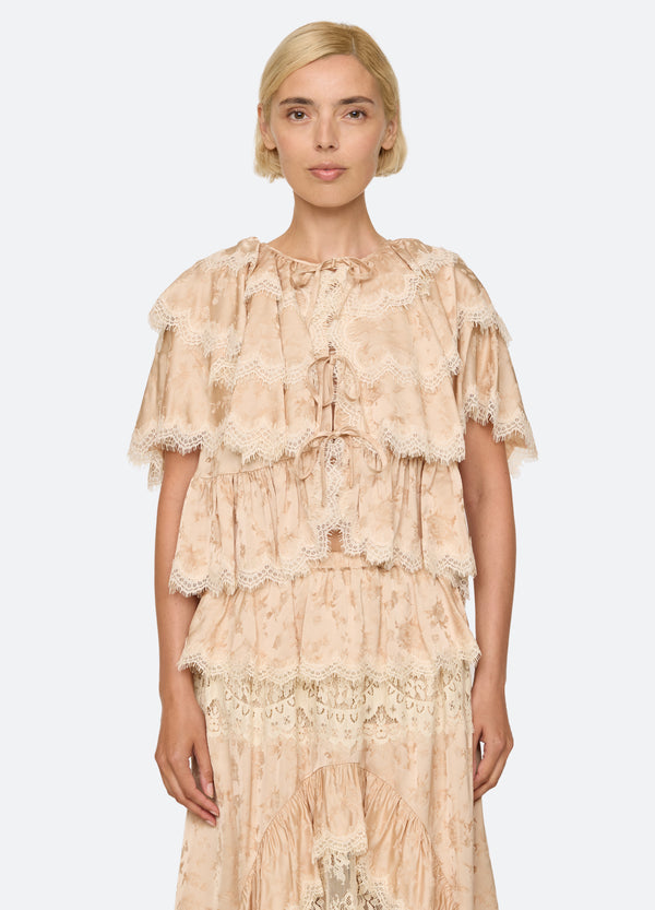 Shay Top