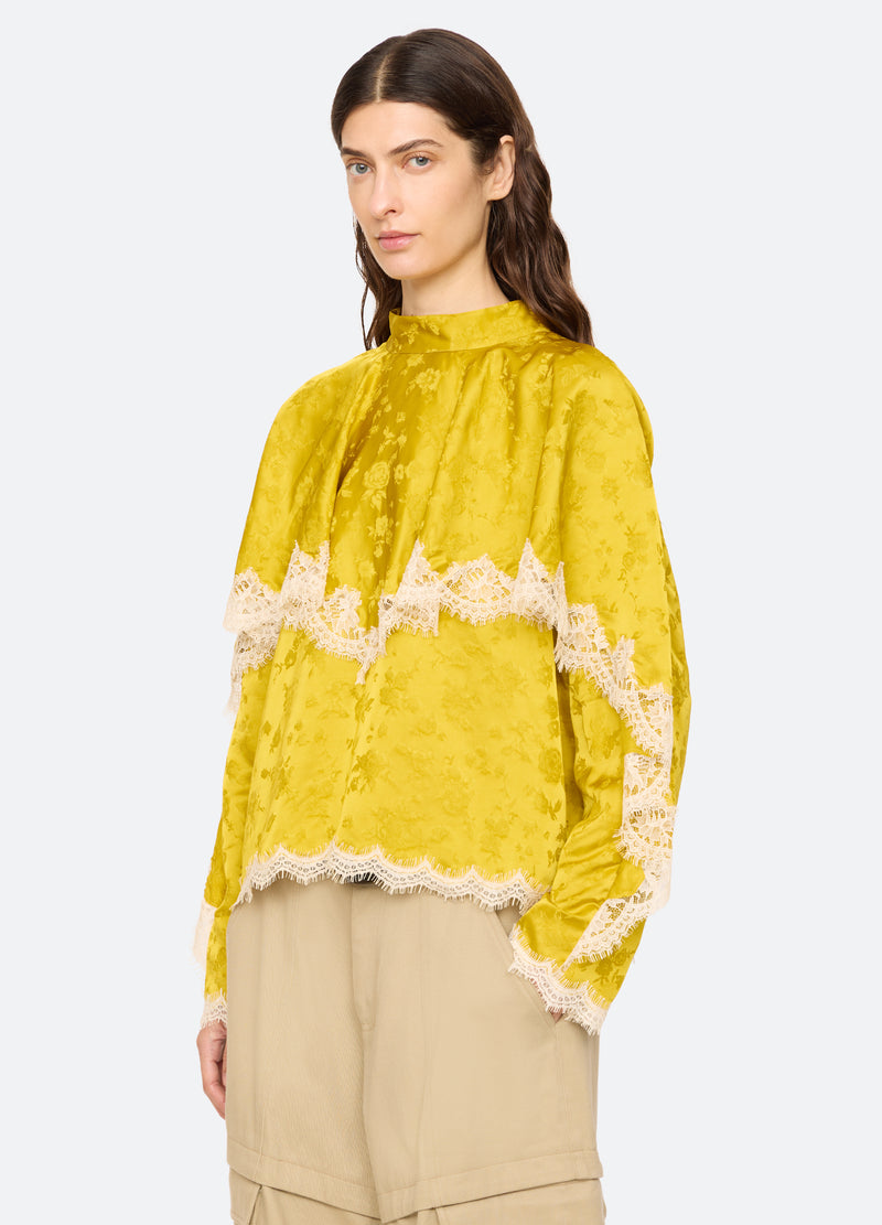 yellow-shay l/s top-three quarter view - 4