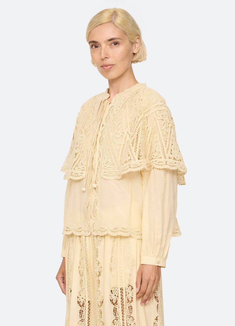 cream-vali top-three quarter view - 6
