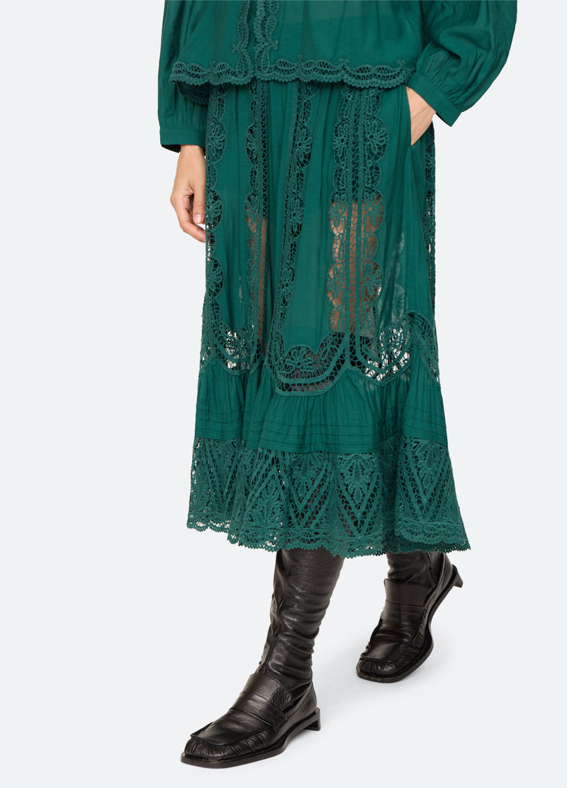 green-vali pants-walking view - 16