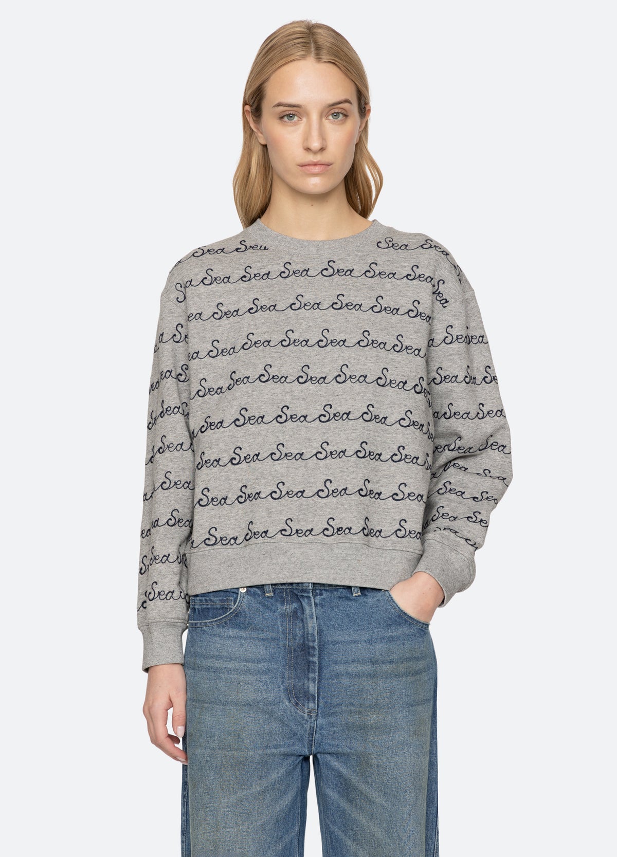 grey-vita sweatshirt-front view 2
