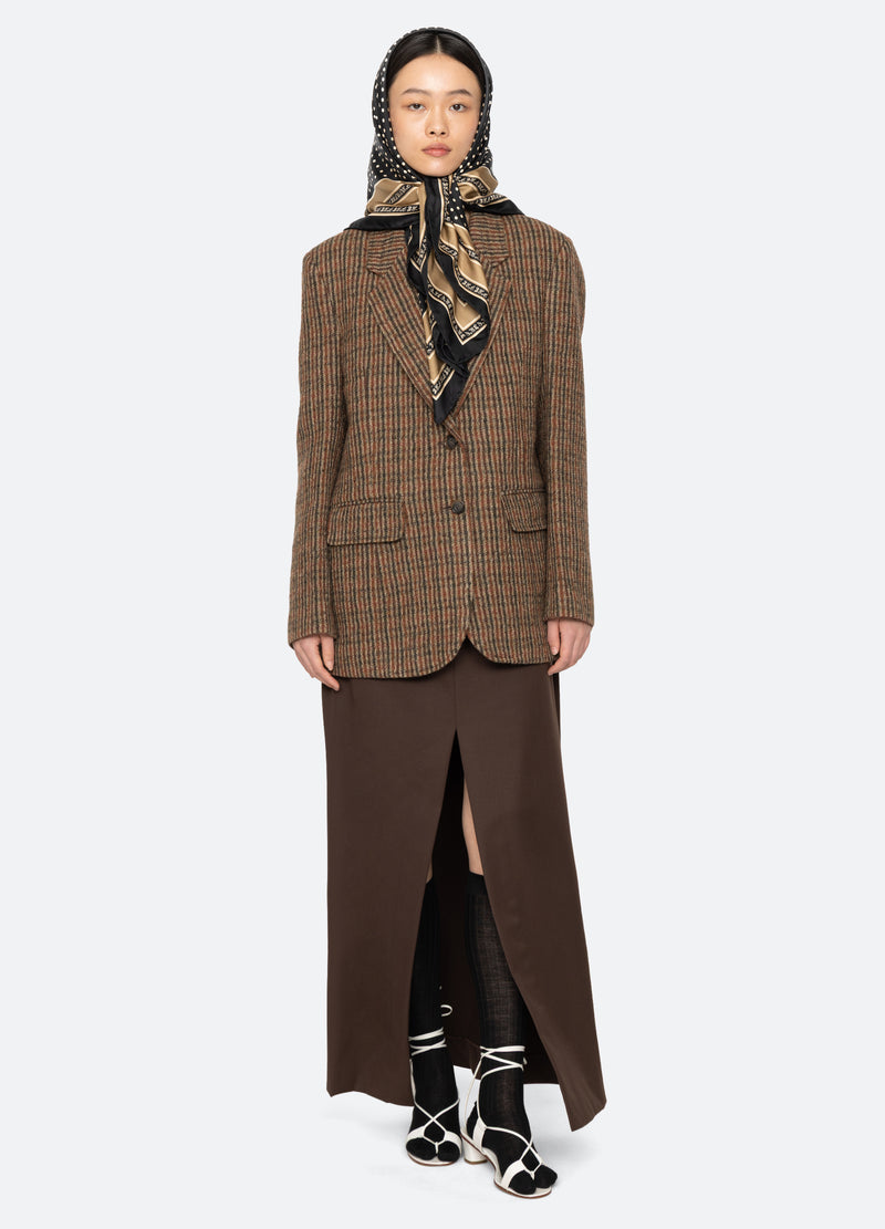 multi-declan scarf-full body view - 4