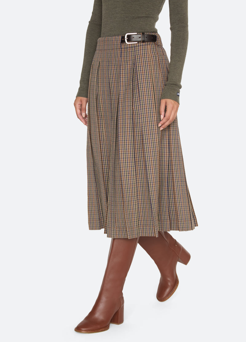 multi-julia skirt-walking view - 7