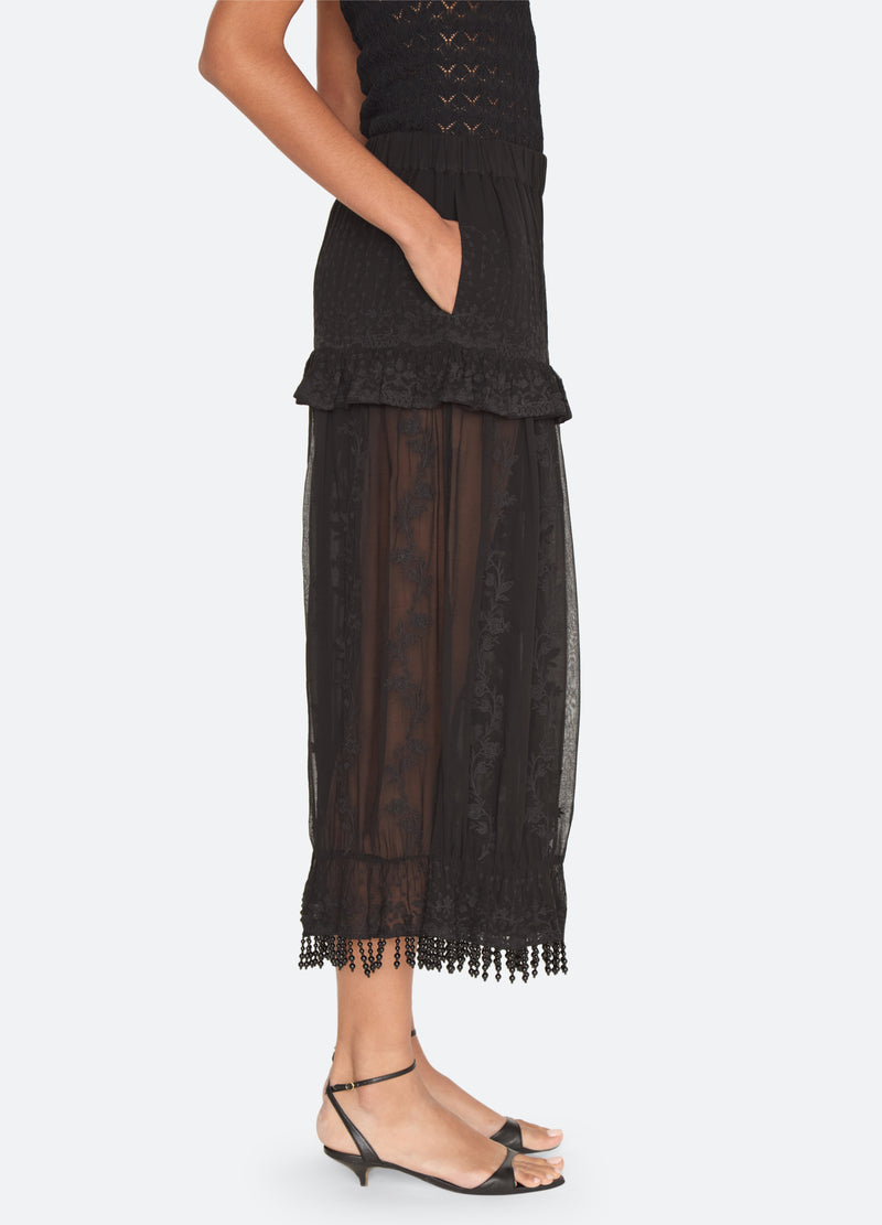 black-gertrude pants-side view - 12