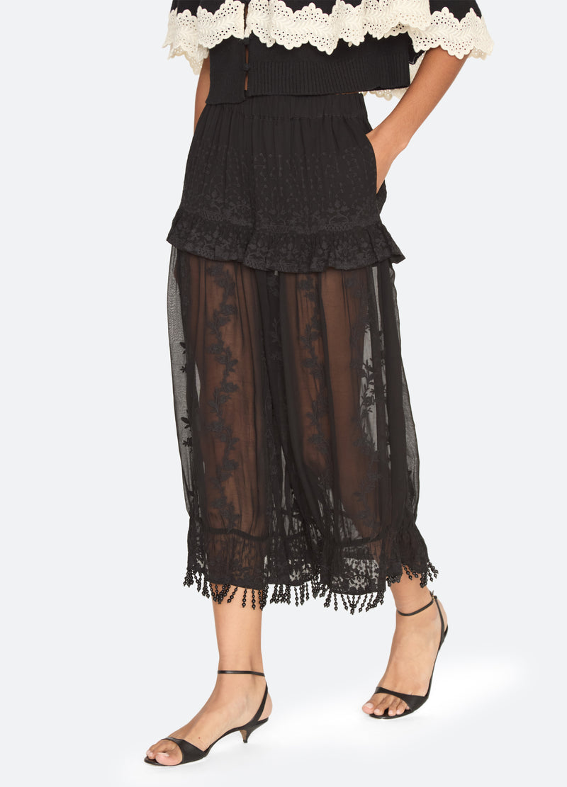 black-gertrude pants-walking view - 15