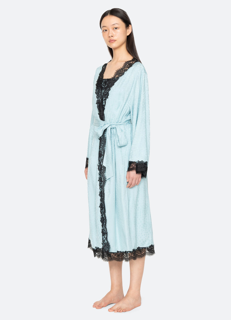 blue-lila robe-three quarter view - 6