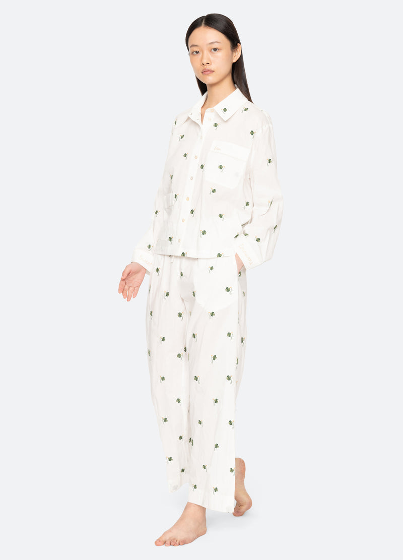multi-alieen pj set-walking view - 1