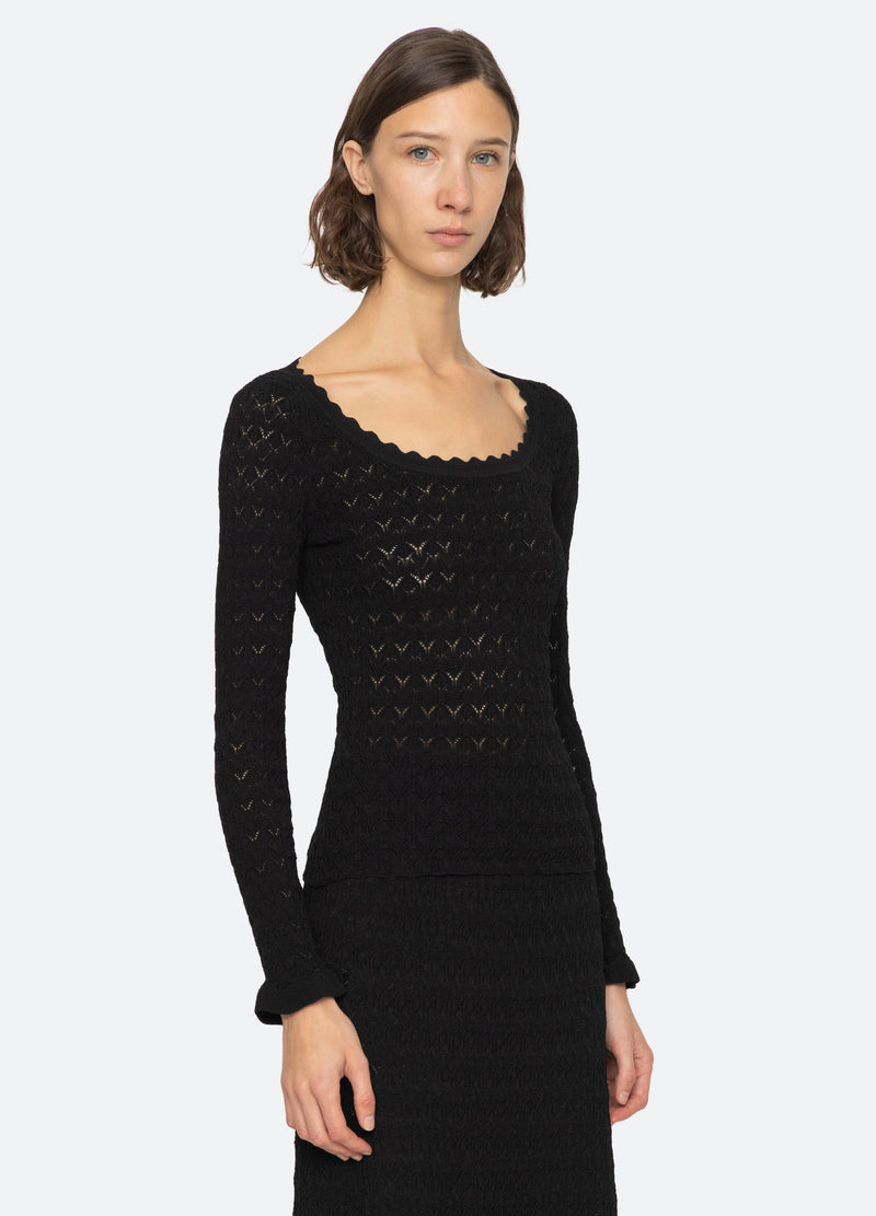 black-rue l/s top-three quarter view - 4