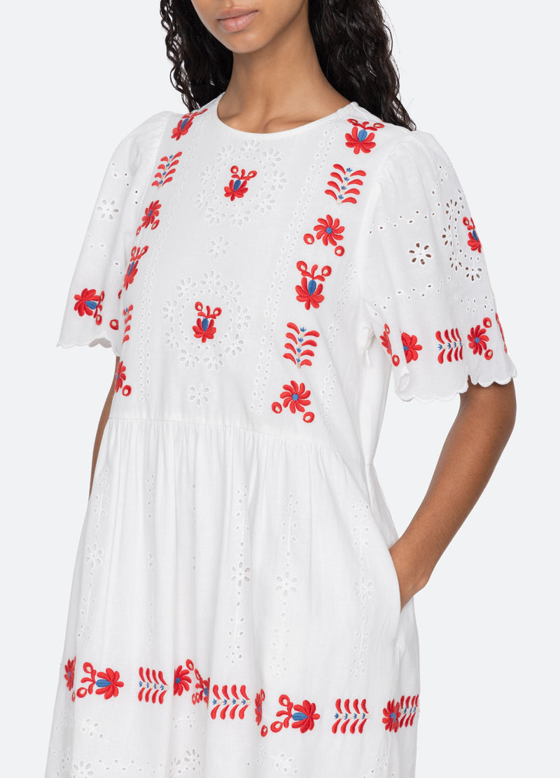 cream-catharina s/s dress-detail view - 15