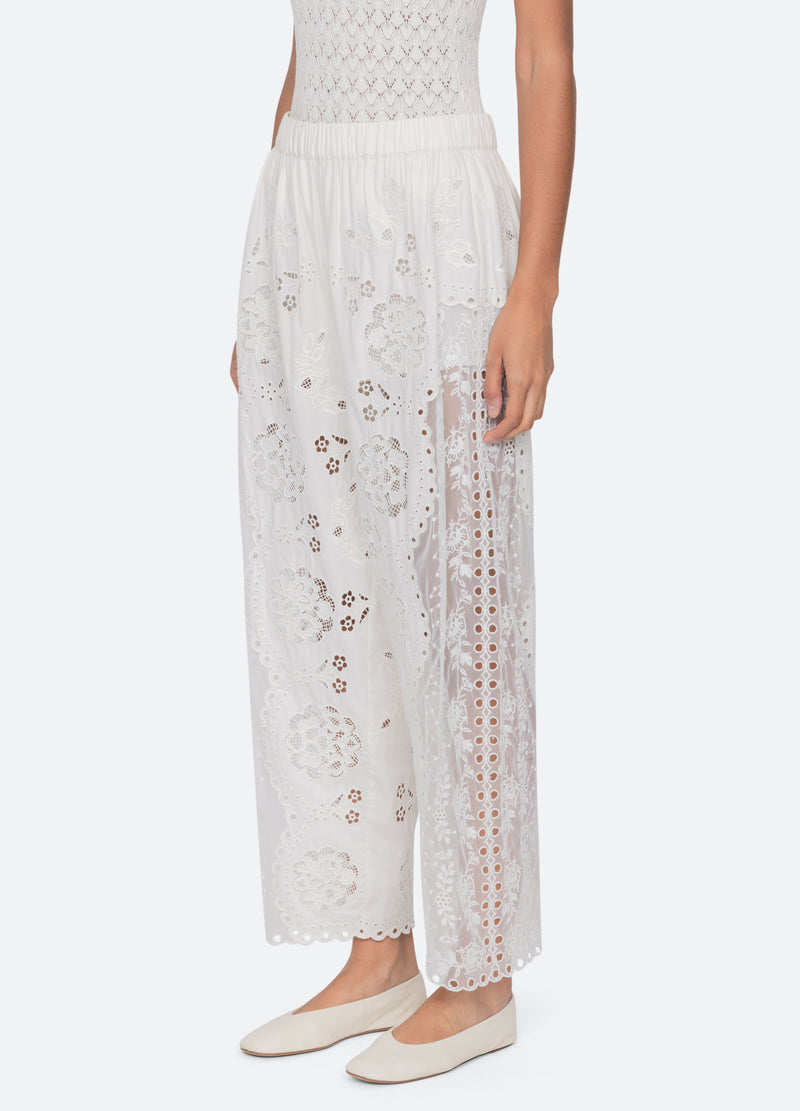 white-gardener pants-three quarter view - 7