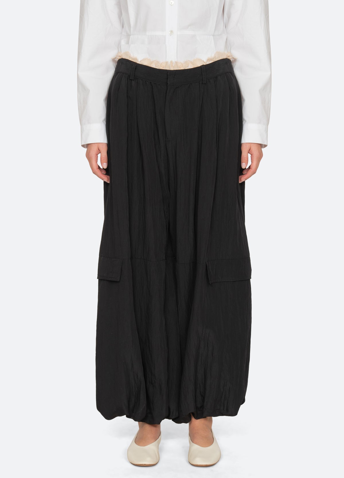 black-lisette pants-front view