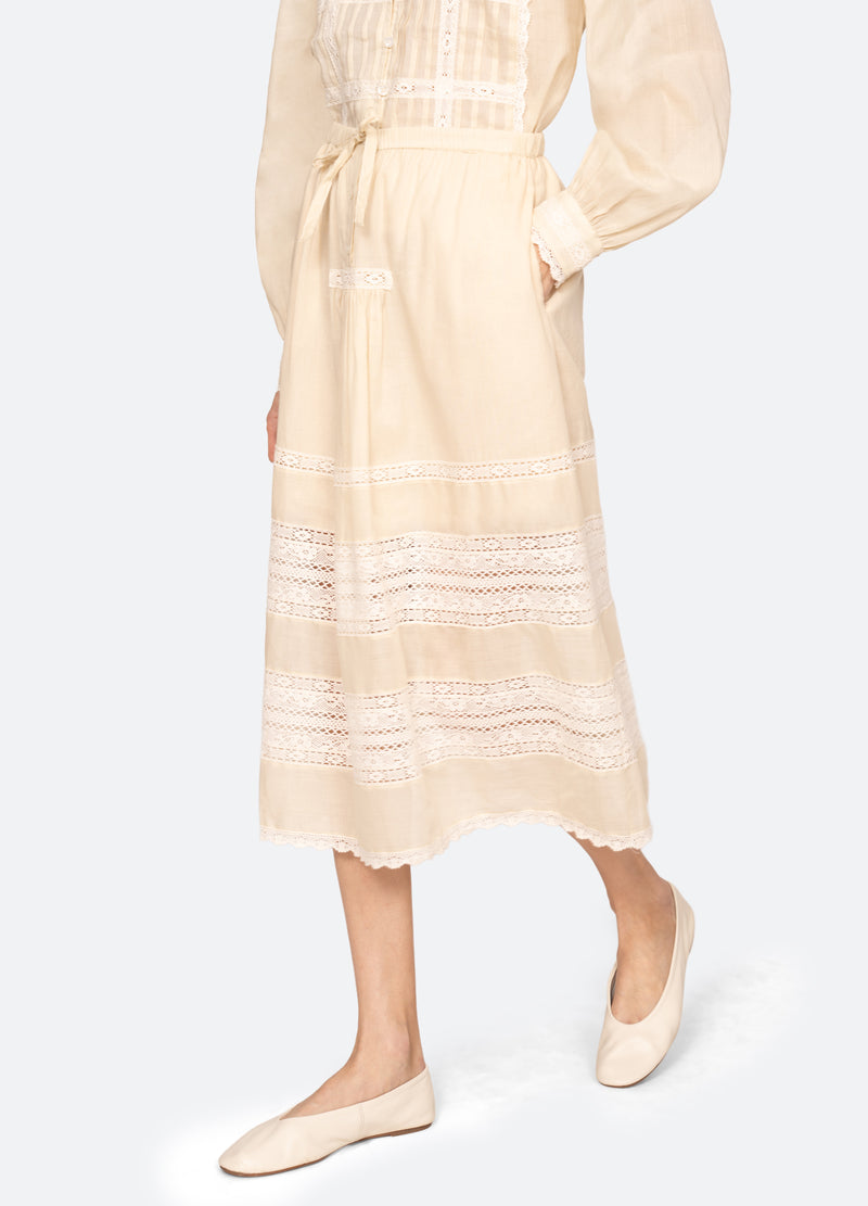 cream-pippa skirt-walking view - 6