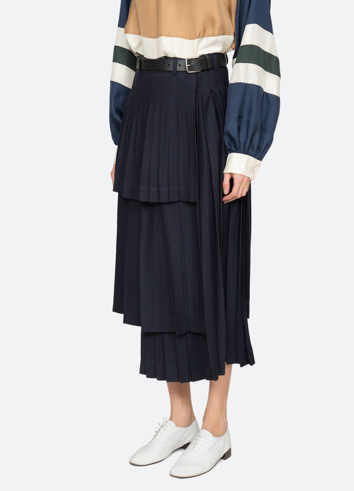 navy-taliyah skirt-three quarter view - 6