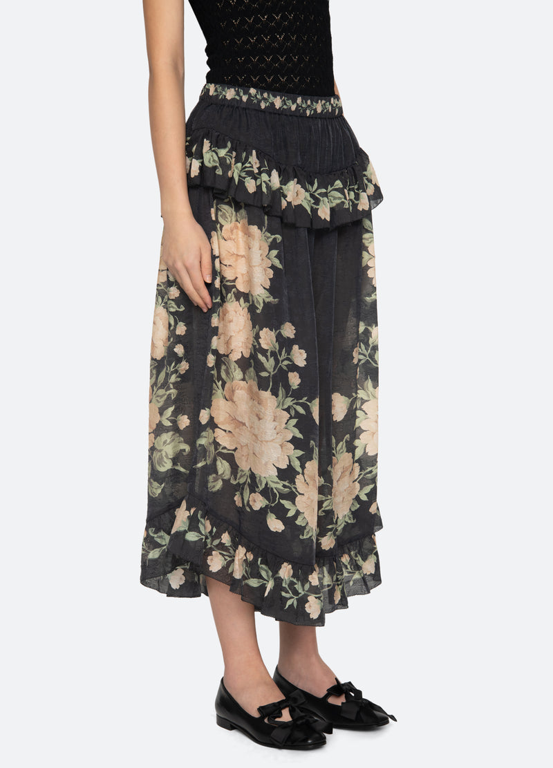 black-christina pants-three quarter view - 7