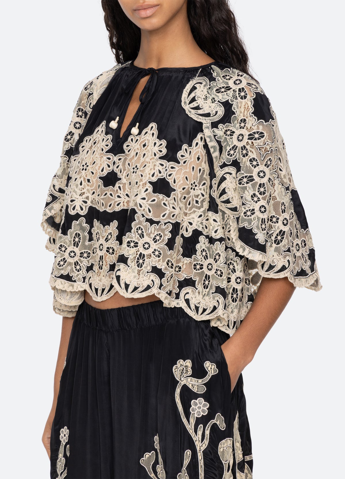 black-gracelyn top-detail view - 22