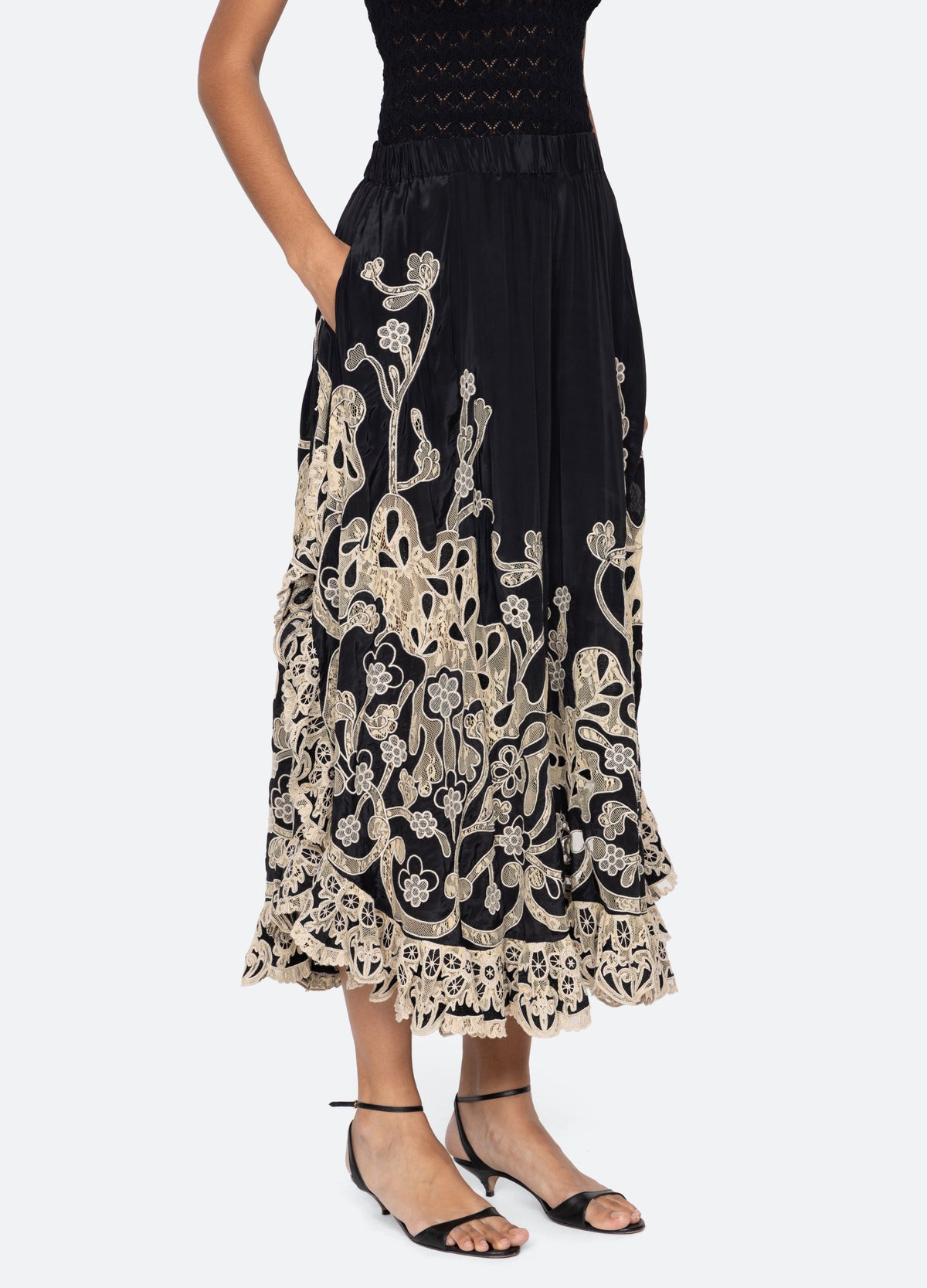 black-gracelyn pants-three quarter view - 7