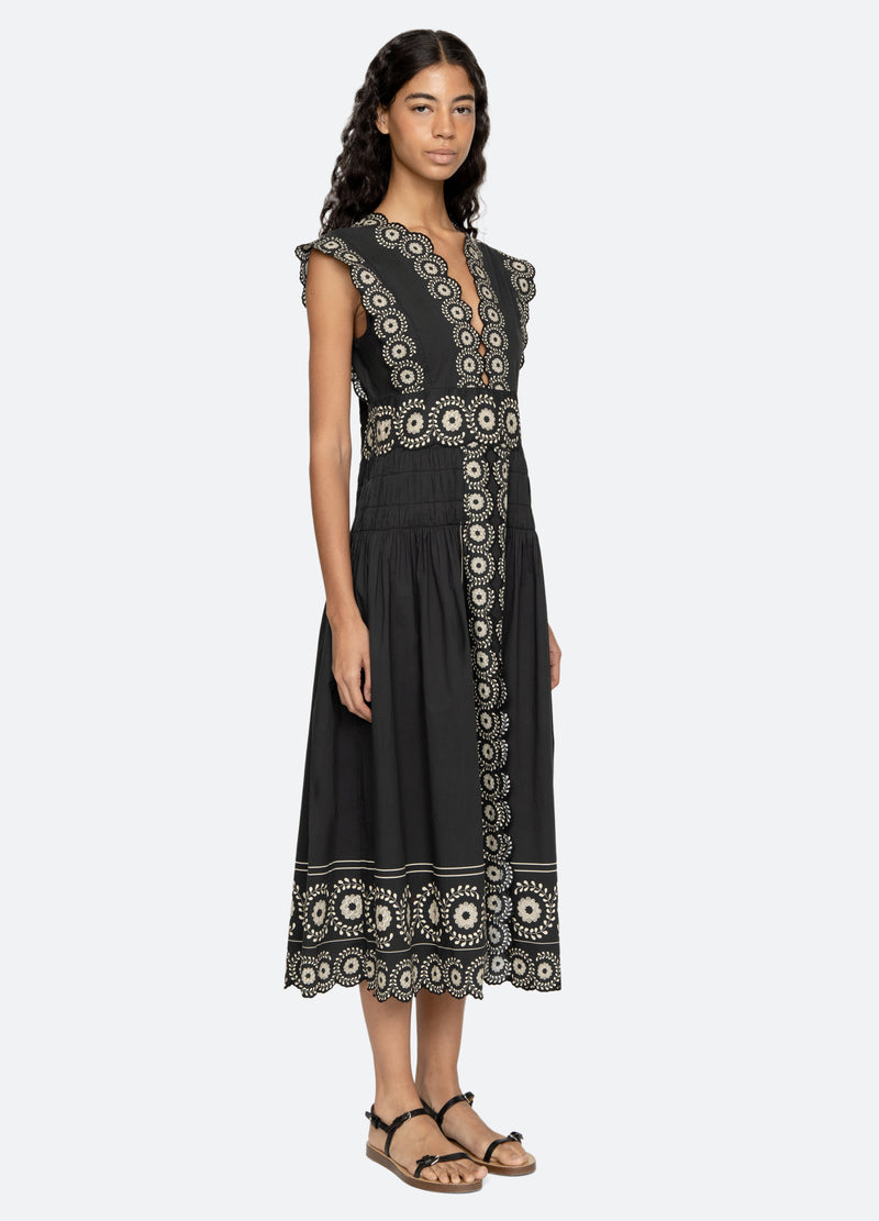black-mirabel dress-three quarter view - 4