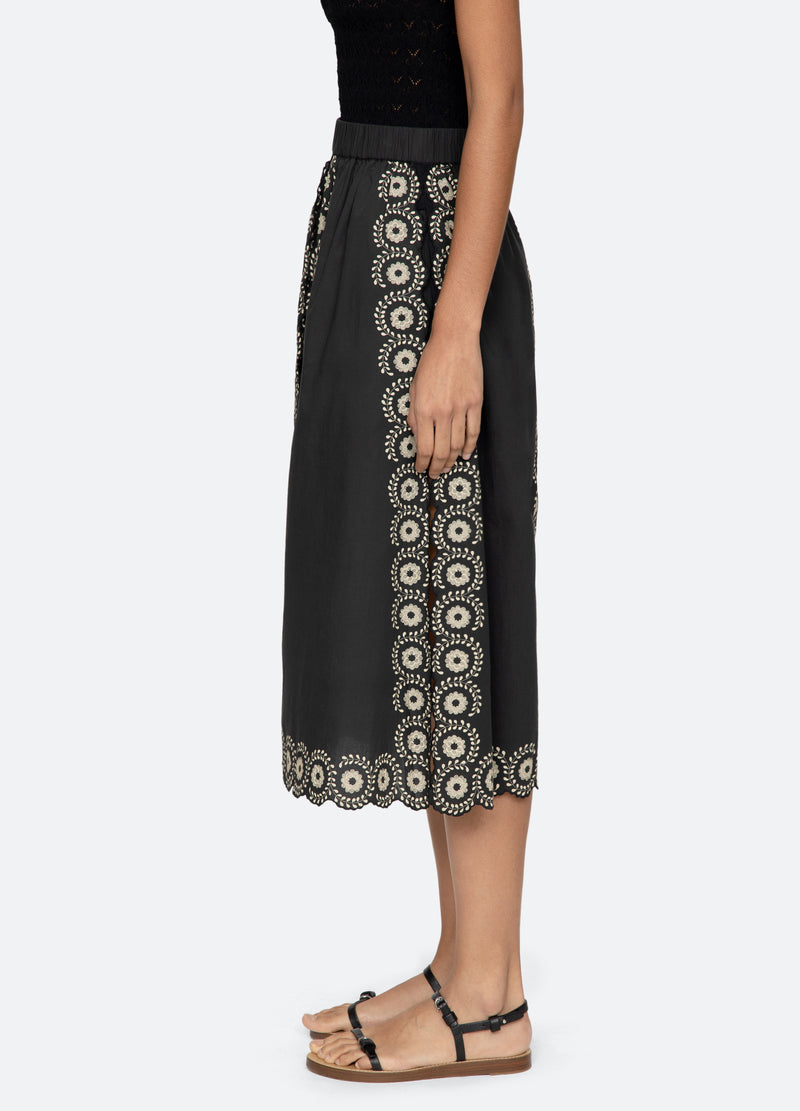 black-mirabel skirt-side view - 4