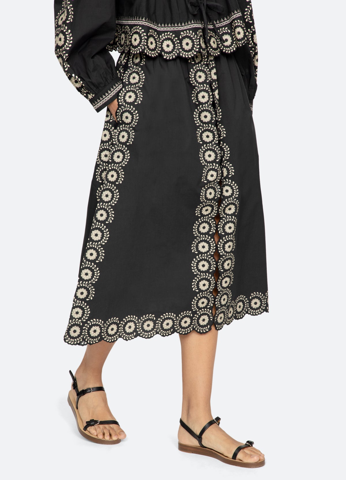 black-mirabel skirt-walking view - 6