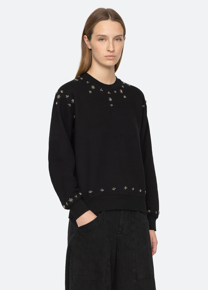 black-caryl sweatshirt-three quarter view - 4