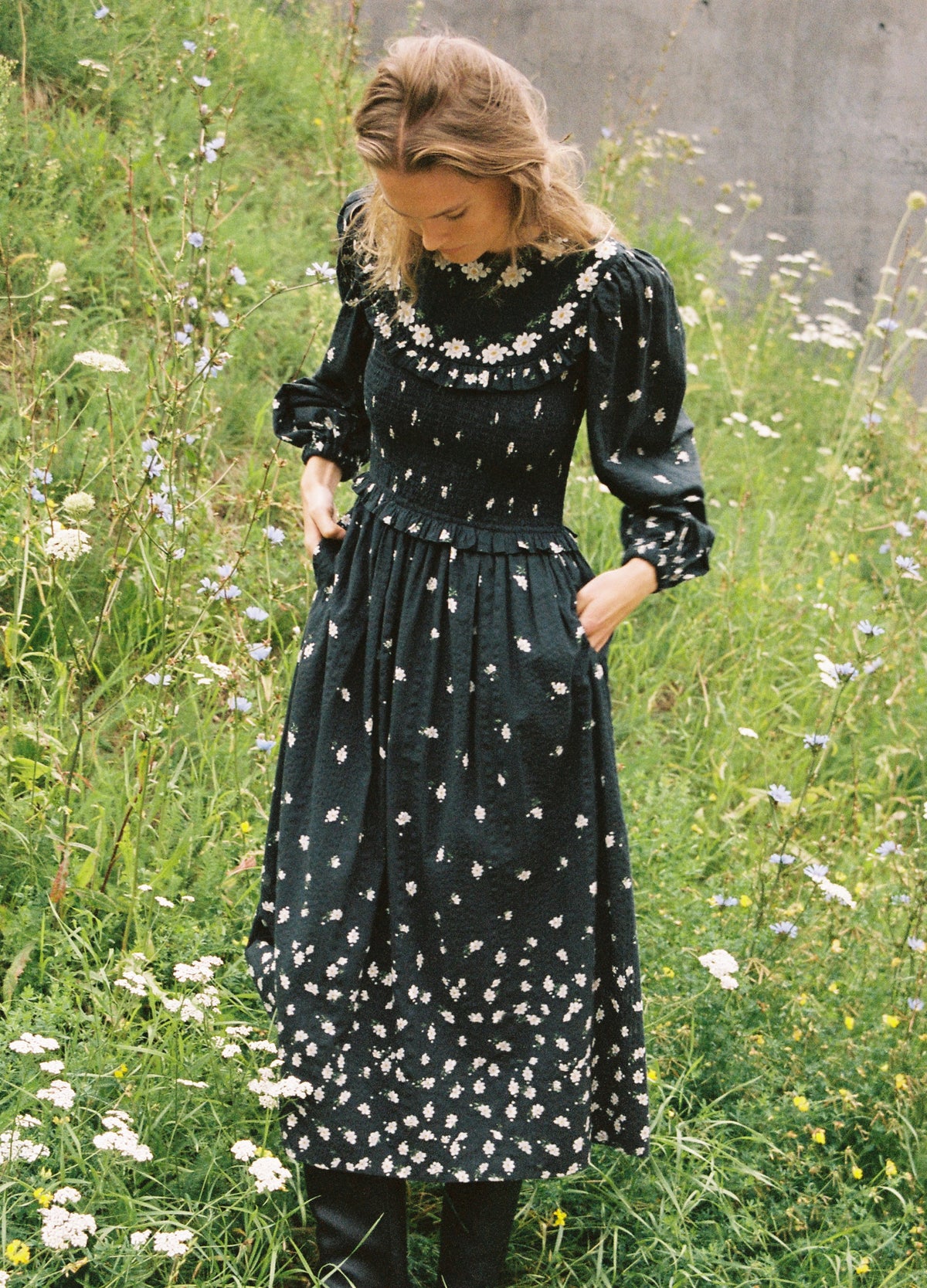 black-elizabeth l/s dress-editorial view