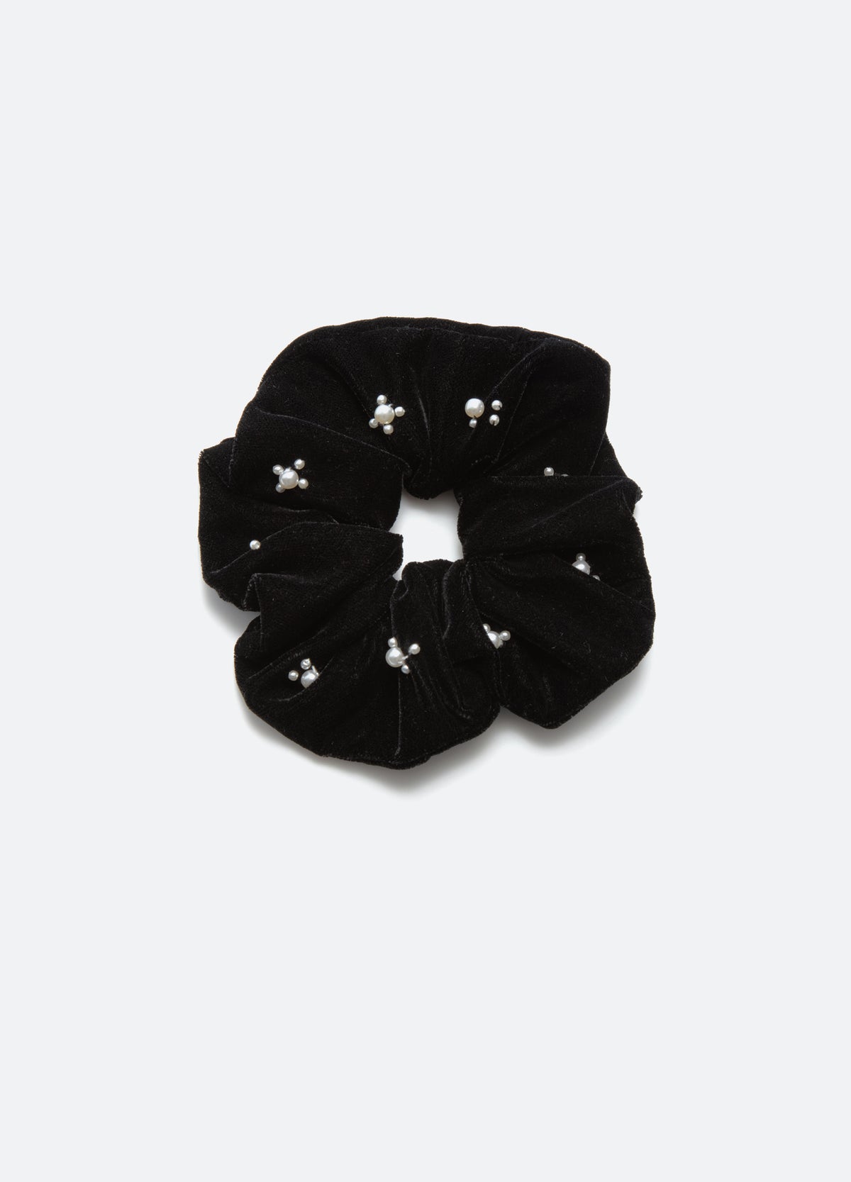 black-velvet scrunchie-flat view - 2