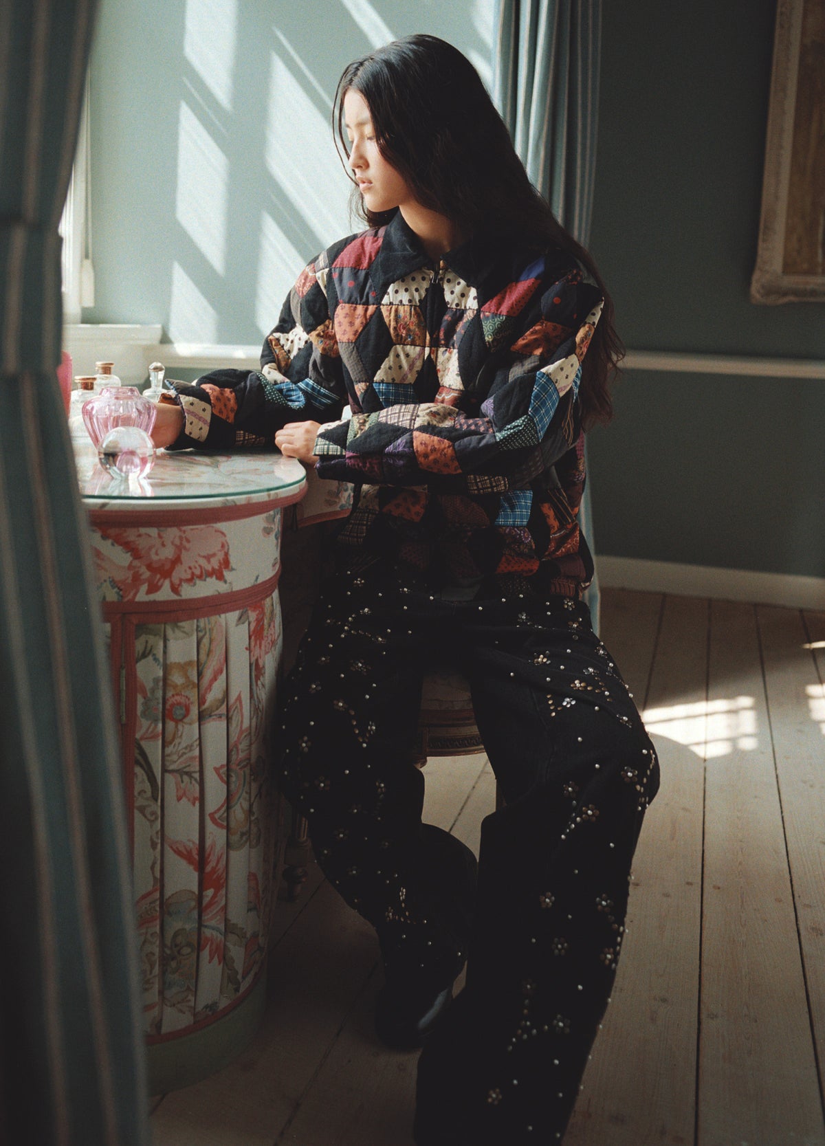 black-etta jeans-editorial view - 2