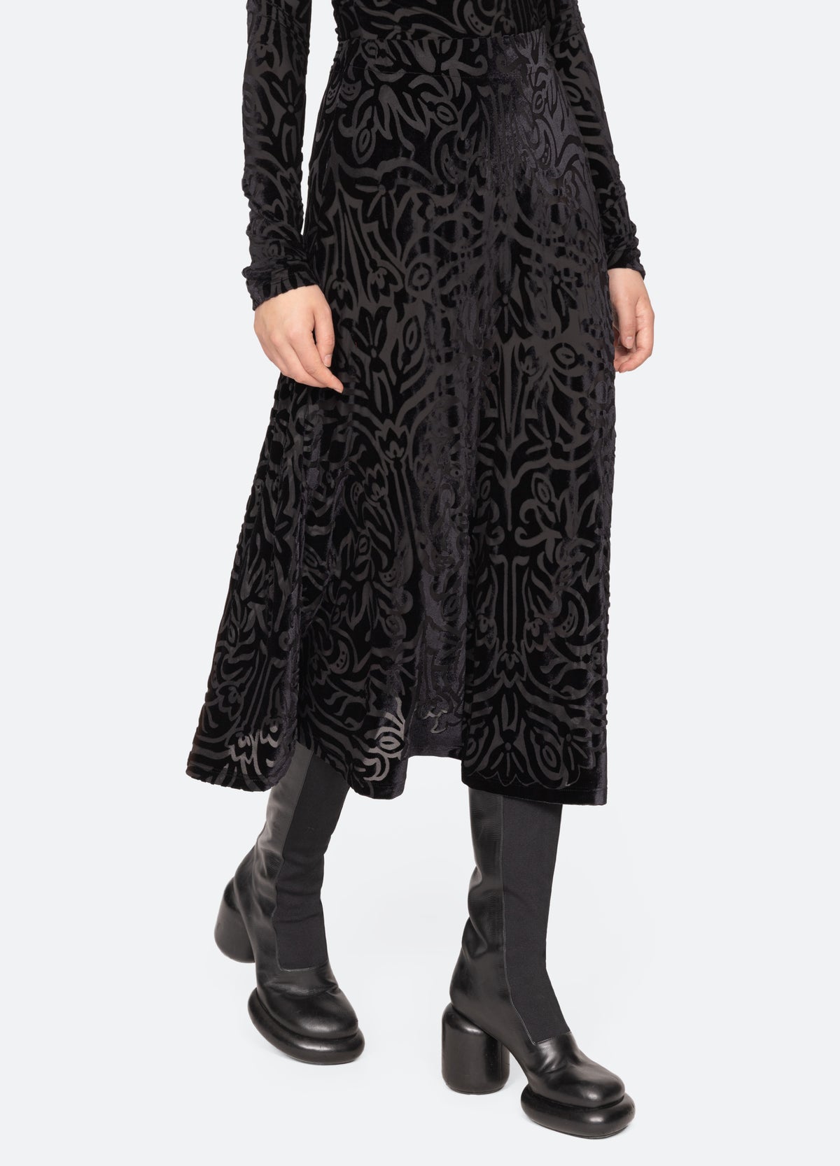 black-julie skirt-walking view