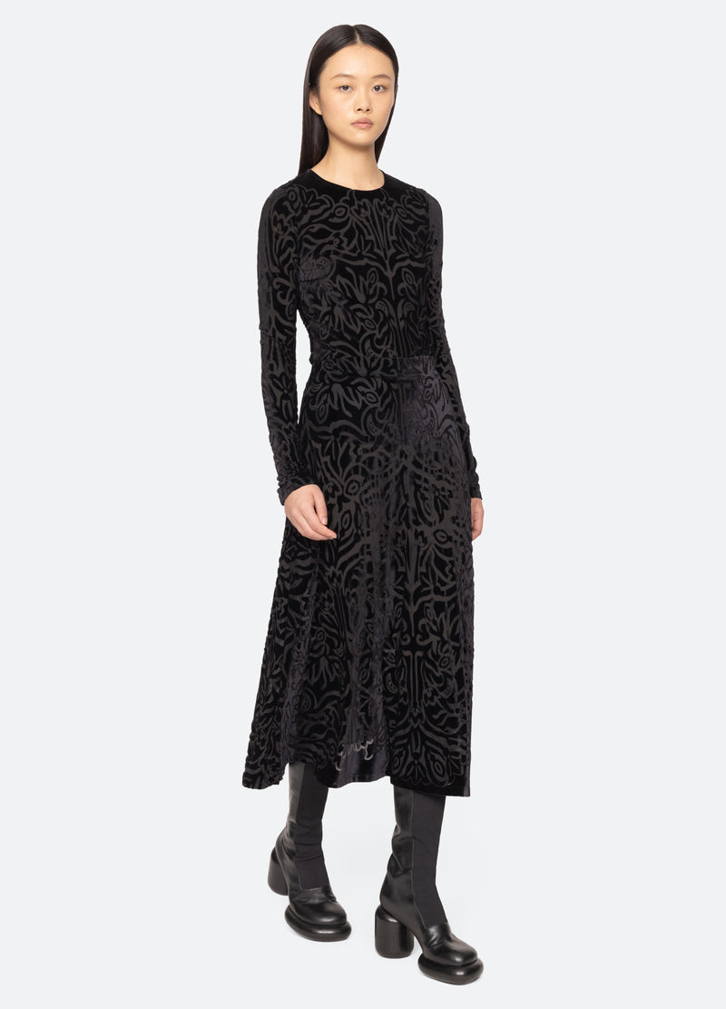 black-julie skirt-full body view - 2