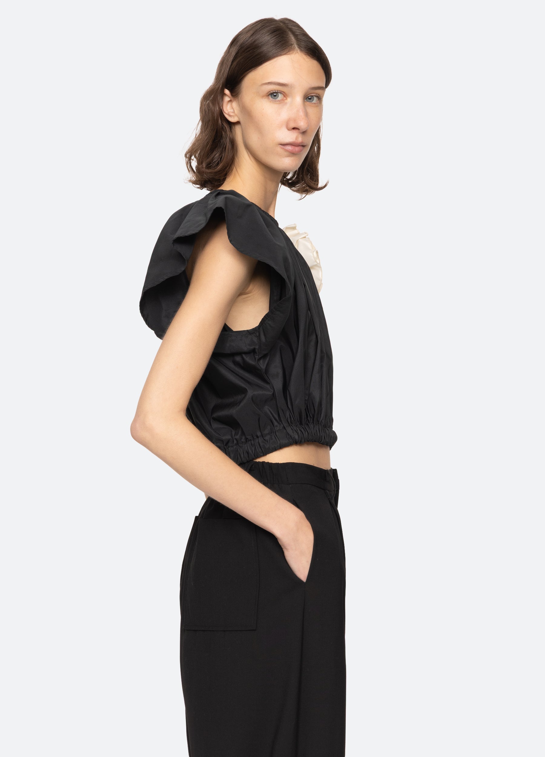 6(ROKU)◆FRILL NO SLEEVE TOP LXYZXZ Women's Chic Ruffle Top Front Ruffle Trim Tie