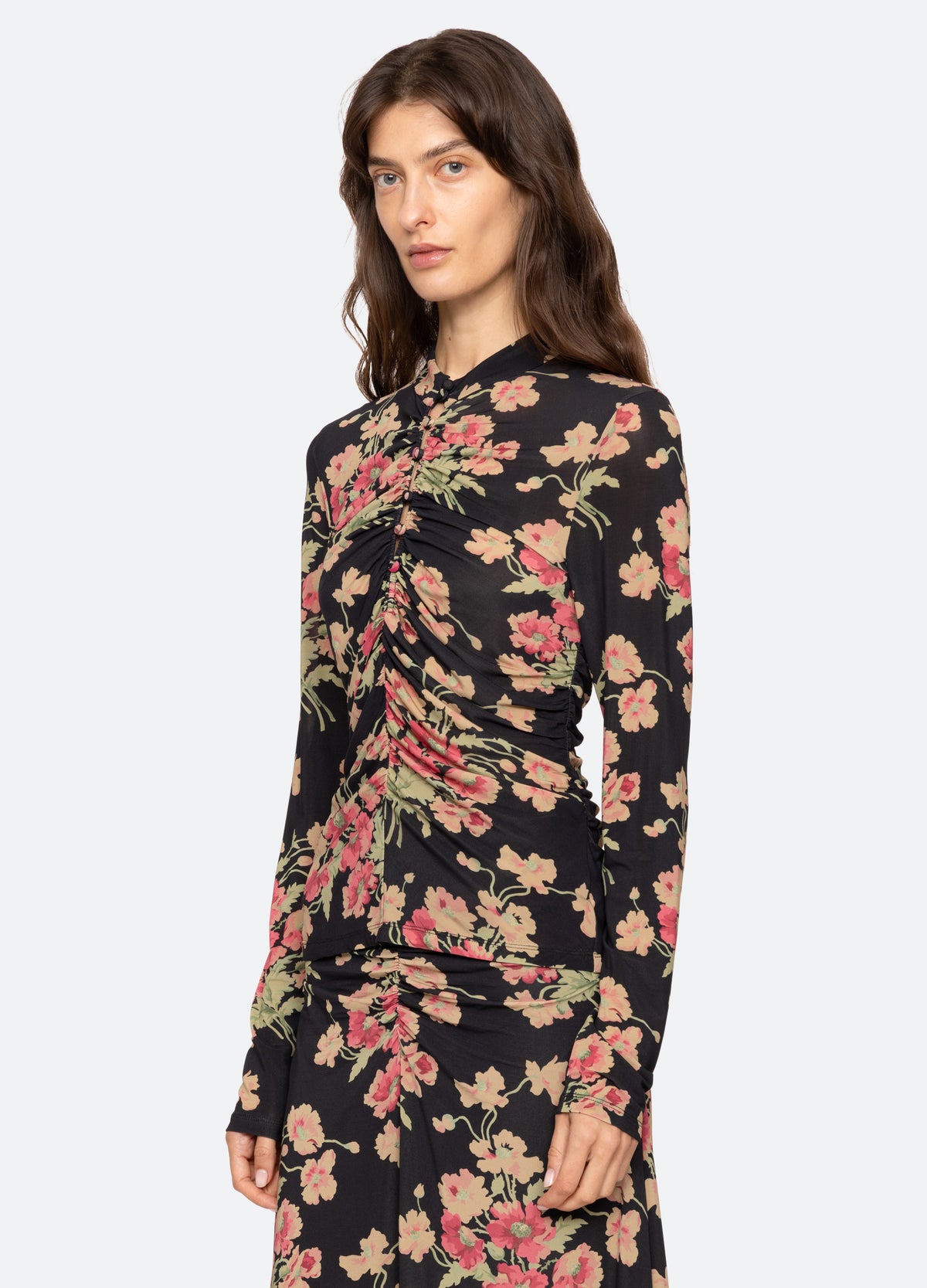 black-cornelia l/s top-three quarter view - 4