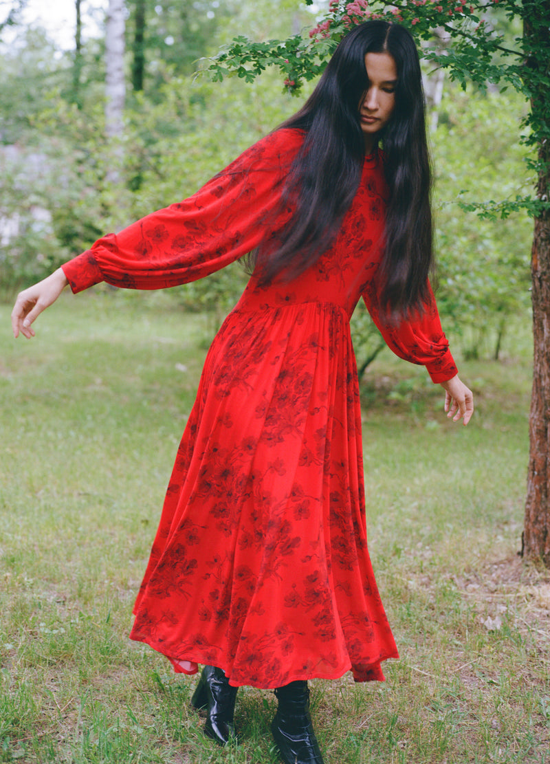red-cornelia l/s dress-editorial view - 1
