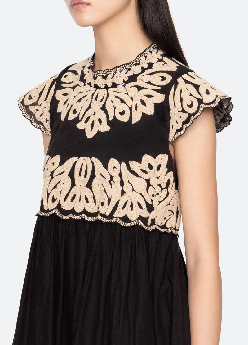 black-alexandra dress-detail view - 7