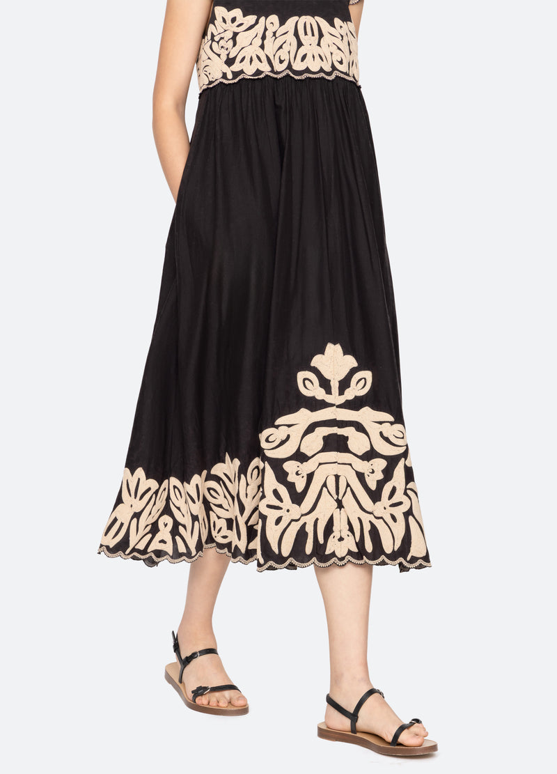 black-alexandra dress-detail view 2 - 8